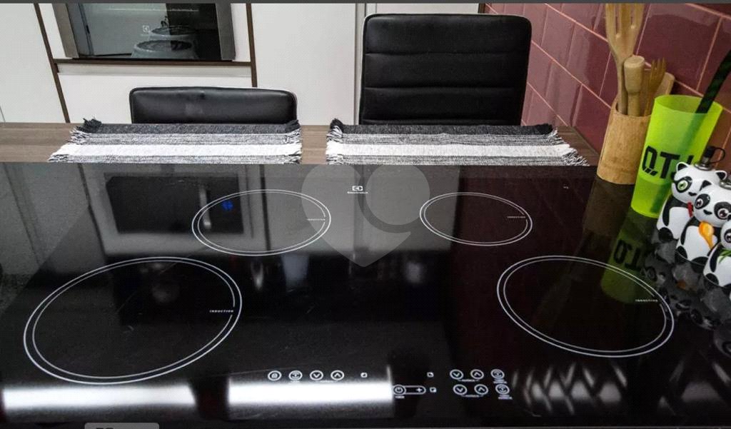 Apartamento à venda com 3 quartos, sendo 1 suíte, em Jardim Vazani, São Paulo, SP