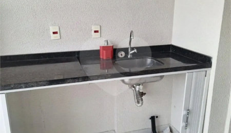 Apartamento à venda com 3 quartos, sendo 1 suíte,  em Vila Carrão, São Paulo, SP