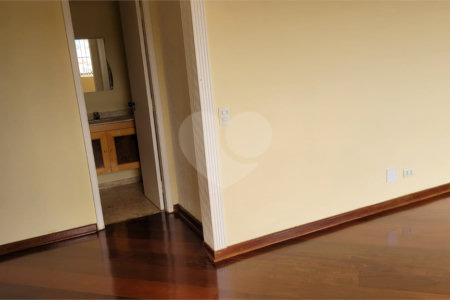 Apartamento à venda com 4 quartos, sendo 2 suítes,  em Santana, São Paulo, SP