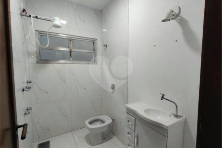 Casa à venda ou para alugar com 5 quartos, sendo 3 suítes, em Vila Maria, Itapetininga, SP