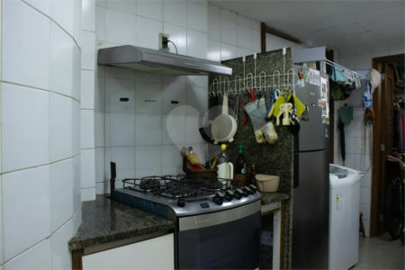 Apartamento à venda com 3 quartos, sendo 1 suíte, em Copacabana, Rio de Janeiro, RJ
