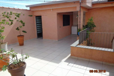 Casa Térrea à venda com 3 suítes em Ferreira, São Paulo, SP