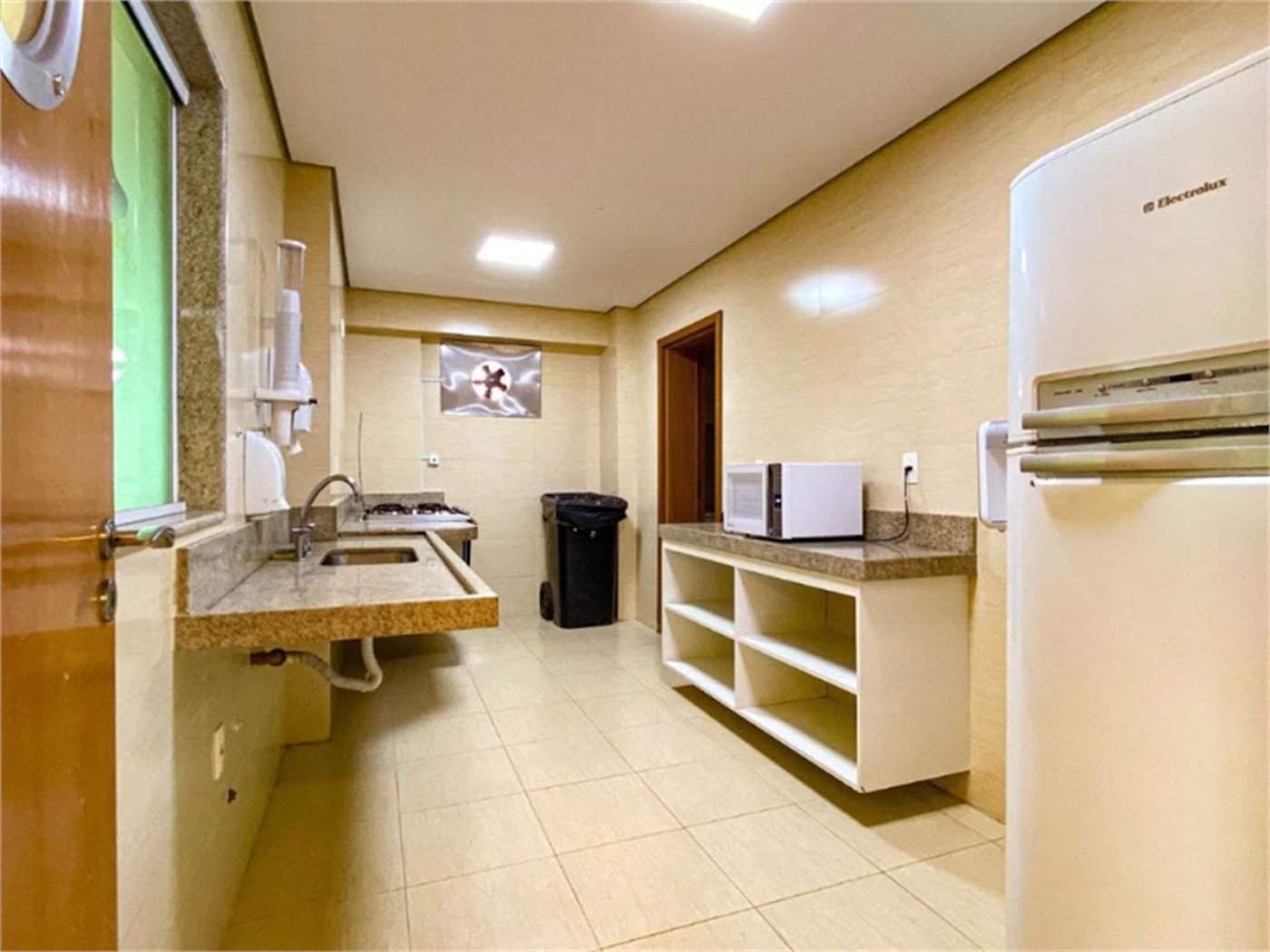 Apartamento com 3 dormitórios à venda, 125 m² por R$ 1.700.000,00 - Ponta da Praia - Santos/SP