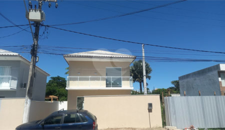 Casa à venda com 4 quartos, sendo 1 suíte,  em Ogiva, Cabo Frio, RJ