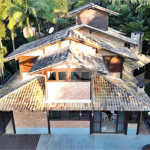 Casa à venda com 4 suítes em Serra da Cantareira, Mairiporã, SP