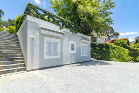 Casa à venda com 7 quartos, sendo 5 suítes,  em Morumbi, São Paulo, SP