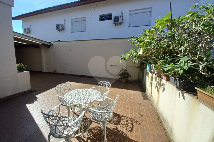 Sobrado à venda com 4 quartos, sendo 2 suítes, em Tremembé, São Paulo, SP