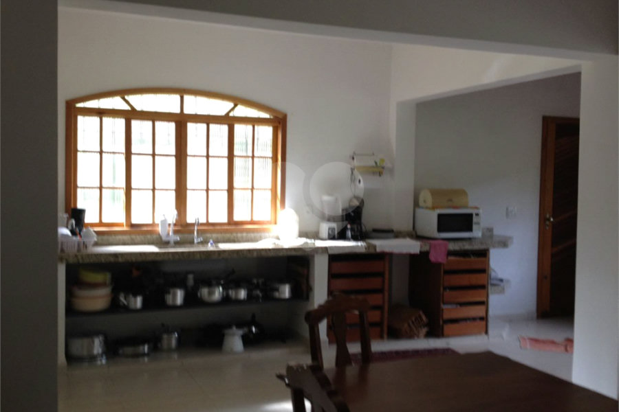 Chácara à venda com 3 quartos, sendo 1 suíte, no Centro, Bom Jesus dos Perdões, SP