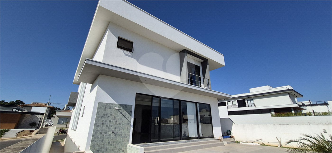 Casa à venda com 3 suítes no condomínio Residencialsaint Paul, Itu - SP