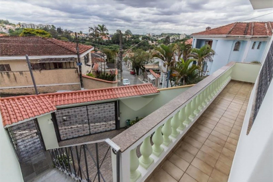 Casa à venda com 3 suítes em Horto, São Paulo, SP