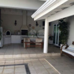 Casa à venda com 3 suítes no condomínio Residencial Jardim Paulista I, Vinhedo - SP