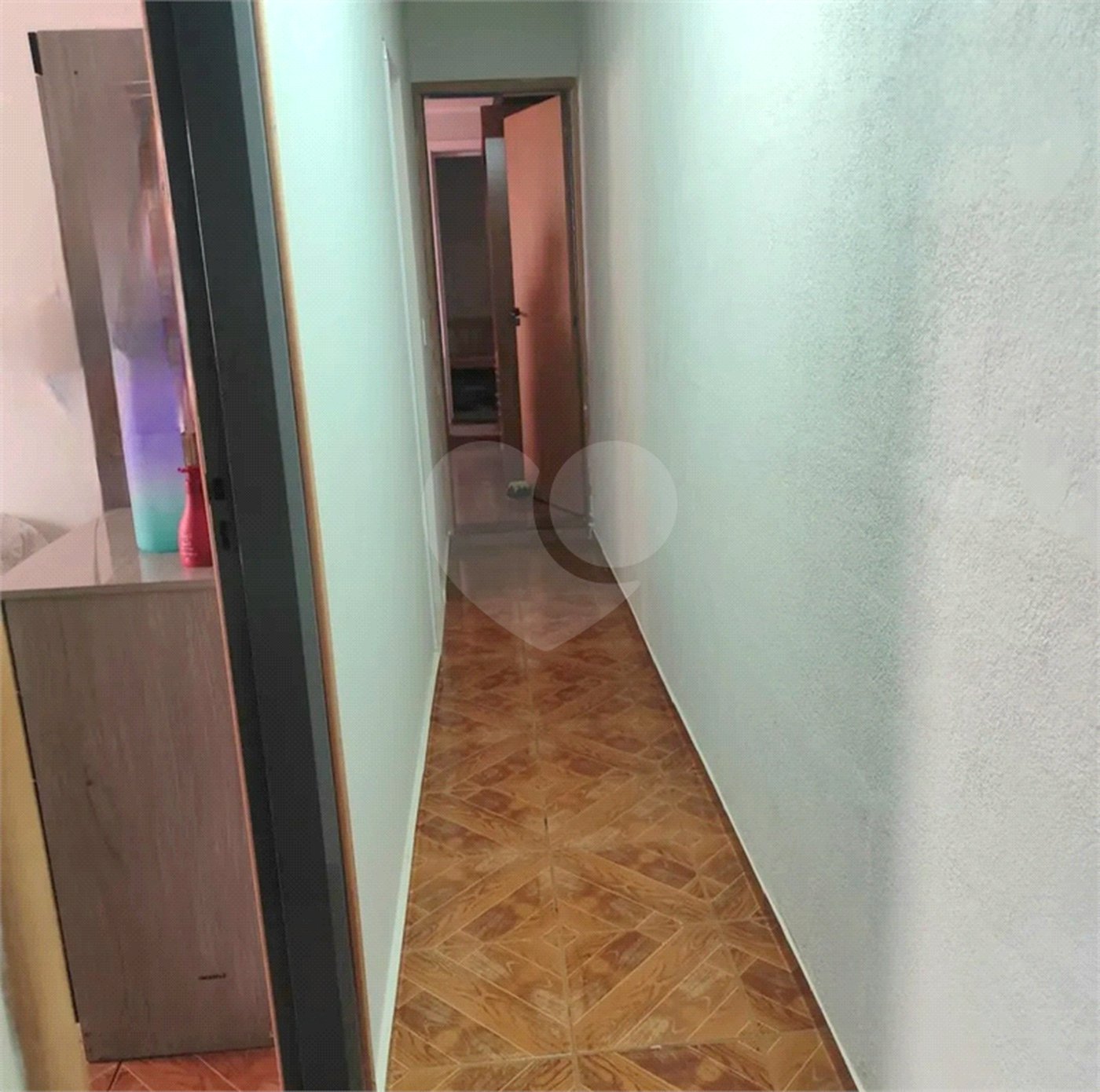 Casa no Jardim Medeiros ampla com 3 dormitórios bem distribuída