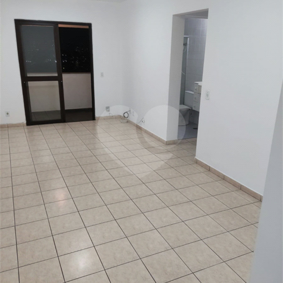 Apartamento de 2 quartos à venda no Jardim Ester, lazer completo
