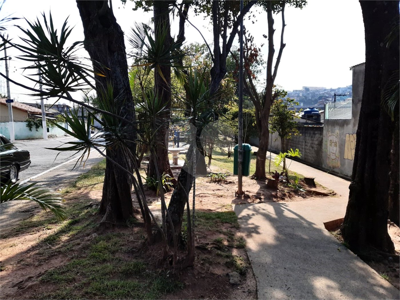 Casa Térrea à venda com 4 quartos em Vila Ernesto, São Paulo, SP