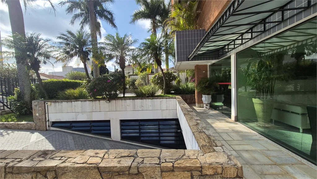 Apartamento à venda ou para alugar com 3 quartos, sendo 2 suítes, em Vila Romana, São Paulo, SP