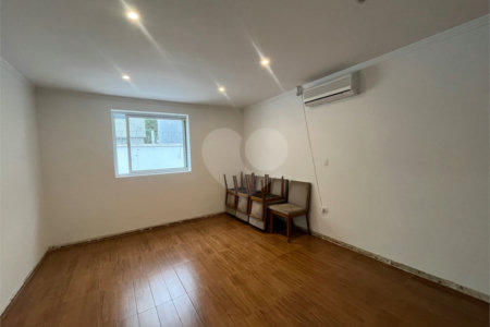 Casa à venda com 6 suítes no condomínio Chácara Francesa, São Paulo - SP