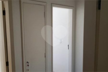Apartamento à venda com 3 quartos, sendo 1 suíte, em Santa Cecília, São Paulo, SP