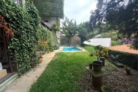 Sobrado à venda com 4 quartos, sendo 2 suítes, em Fazenda Morumbi, São Paulo, SP