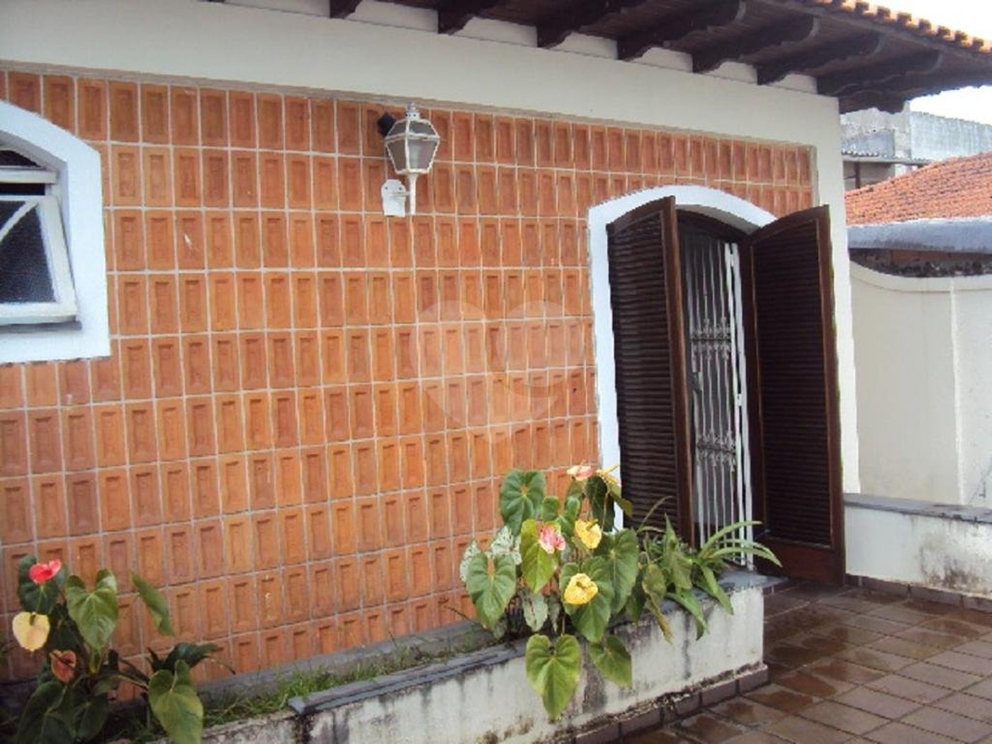 Sobrado à venda com 3 quartos, sendo 1 suíte,  em Jardim Pinheiros, São Paulo, SP