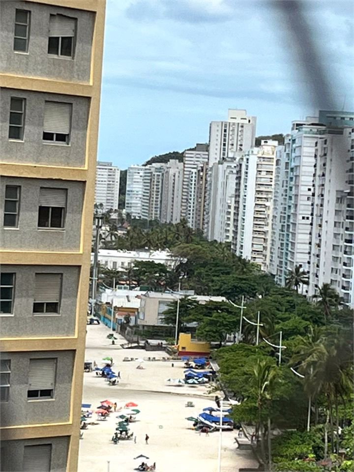 Apartamento com 3 dormitórios à venda, 100 m² por R$ 650.000,00 - Pitangueiras - Guarujá/SP