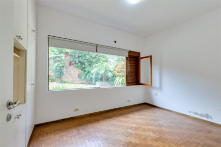 Casa Térrea à venda com 3 quartos, sendo 1 suíte, em Jardim Petrópolis, São Paulo, SP