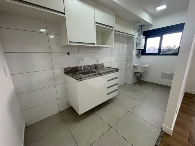 Apartamento para alugar com 2 quartos, sendo 1 suíte,  em Santana, São Paulo, SP