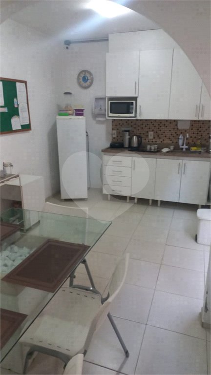 Salão Comercial à venda ou para alugar em Vila Vitória, Mogi das Cruzes, SP