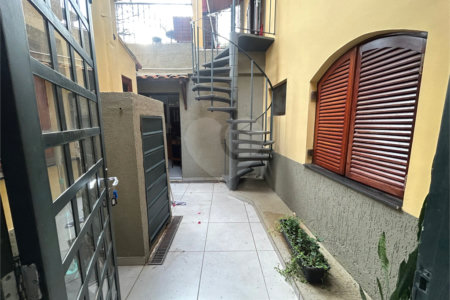 Casa de Vila à venda com 5 quartos, sendo 3 suítes,  em Jardim Hípico, São Paulo, SP