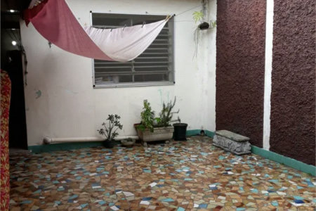 Casa à venda com 2 quartos, sendo 1 suíte, em Vila Anastácio, São Paulo, SP