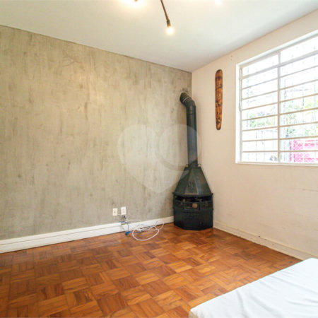 Sobrado à venda com 2 quartos, sendo 1 suíte, em Jardim Petrópolis, São Paulo, SP