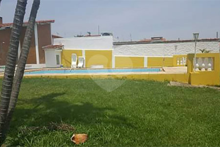 Casa à venda com 4 quartos no Centro, Piracaia, SP