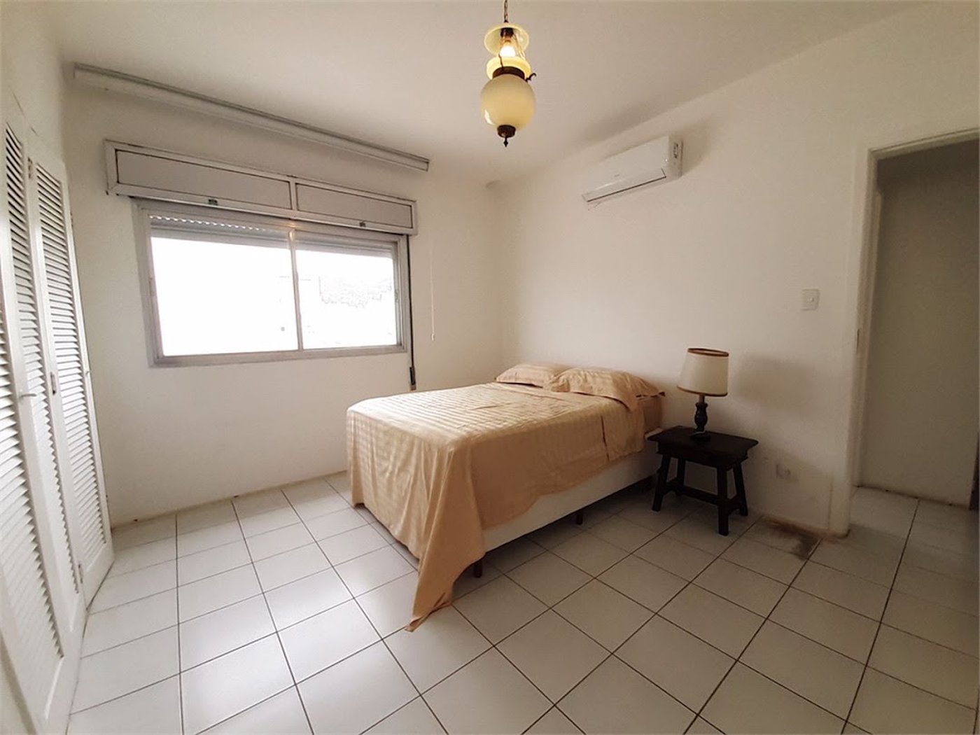Apartamento Residencial à venda, Pitangueiras, Guarujá - AP0163.