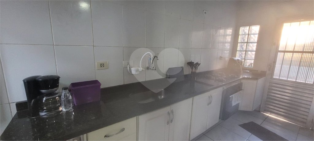 Casa à venda com 3 quartos em Vila Varela, Poá, SP