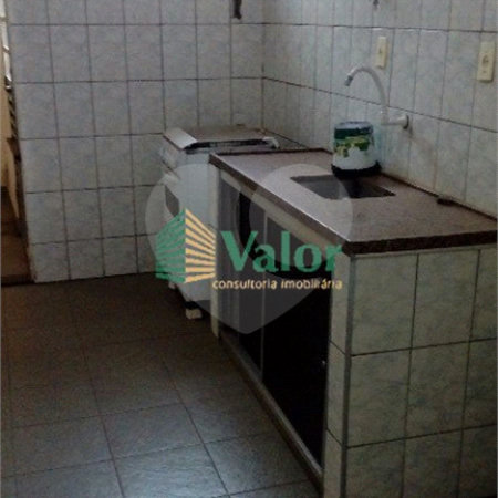 Casa com 3 dormitórios na Vila Prado