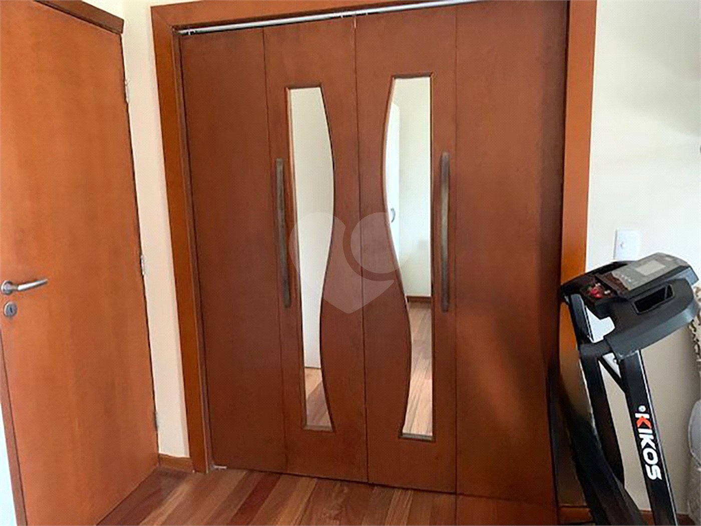 Sobrado à venda com 3 quartos em Vila Paulicéia, São Paulo, SP
