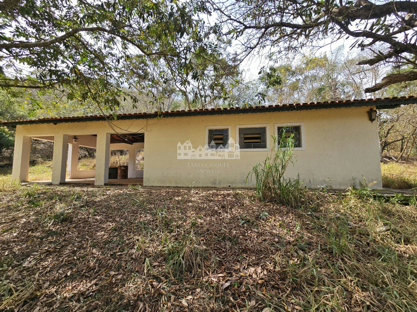 Chácara à venda com 2 quartos em Estância Santa Maria do Laranjal, Atibaia, SP