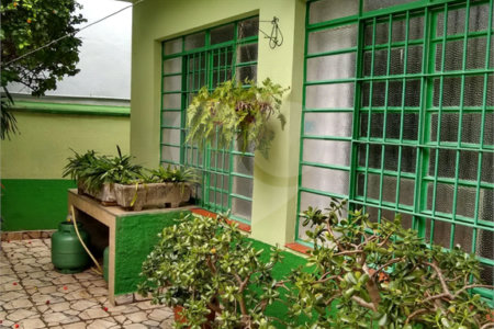 Casa à venda com 2 quartos, sendo 1 suíte, em Vila Piauí, São Paulo, SP