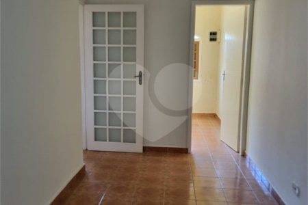 Casa à venda com 3 quartos em Jardim São Jorge (raposo Tavares), São Paulo, SP