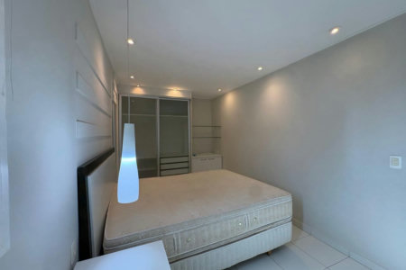 Apartamento com 2 dormitórios à venda, 78 m² por R$ 640.000,00 - Gonzaga - Santos/SP