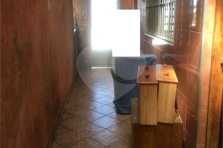 Casa à venda com 3 quartos em Vila Pirajussara, São Paulo, SP