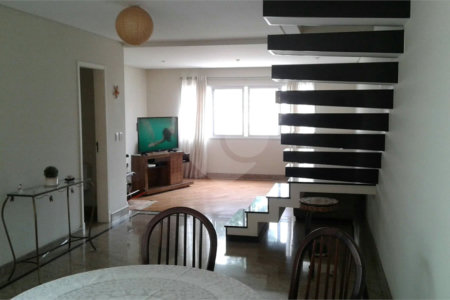 Casa à venda com 3 suítes em Campo Grande, São Paulo, SP