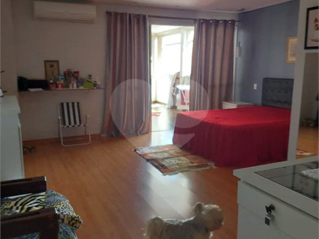 Casa à venda com 3 quartos, sendo 2 suítes, em Horto, São Paulo, SP