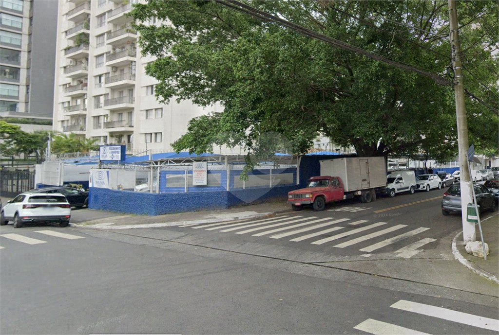 Terreno à venda ou para alugar com 1 suíte em Campo Belo, São Paulo, SP