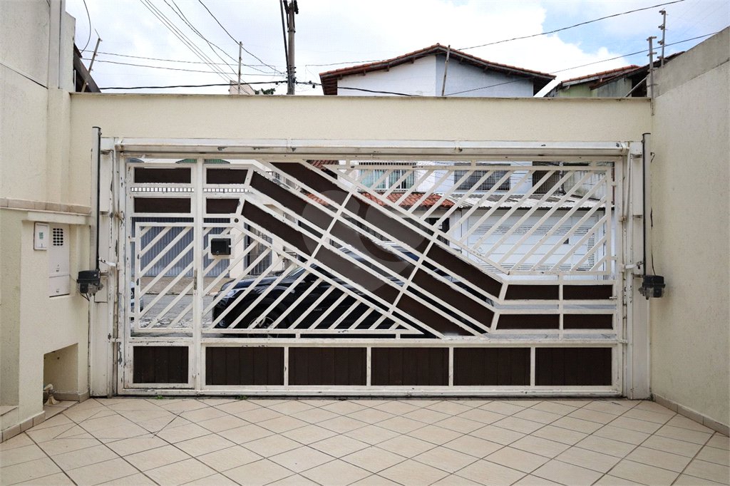 Sobrado à venda com 3 suítes em Vila Marari, São Paulo, SP