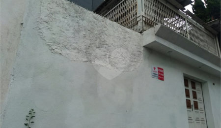 Prédio à venda com 4 quartos, sendo 1 suíte,  em Santana, São Paulo, SP