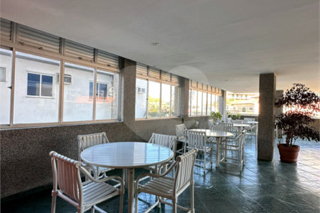 Cobertura à venda com 4 quartos, sendo 2 suítes,  em Braga, Cabo Frio, RJ