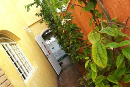 Sobrado à venda com 4 quartos, sendo 1 suíte, em Rio Pequeno, São Paulo, SP