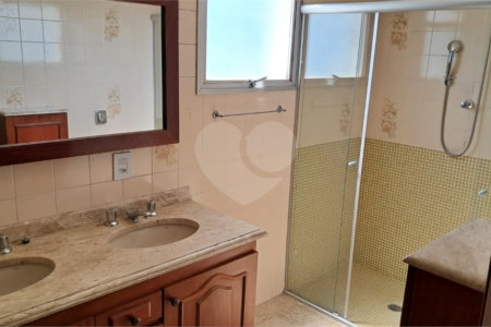 Apartamento para alugar com 2 quartos, sendo 1 suíte, em Alto da Boa Vista, São Paulo, SP