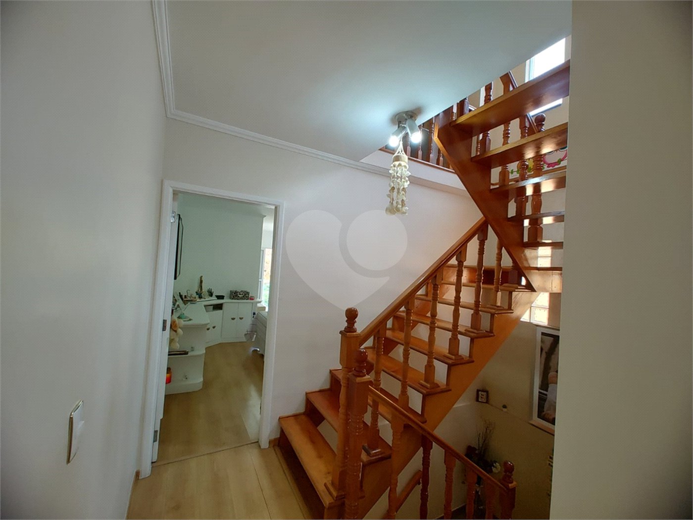 Sobrado à venda com 3 quartos, sendo 1 suíte, em Jardim Pinheiros, São Paulo, SP