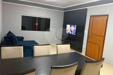 Casa Térrea à venda com 3 quartos, sendo 1 suíte, em Jardim Ouro Branco, Ribeirão Preto, SP